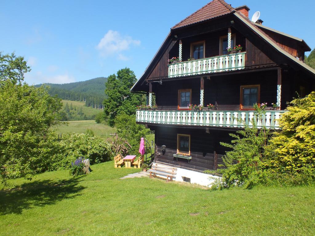 Steurer Hof Apartamento Liebenfels Exterior foto